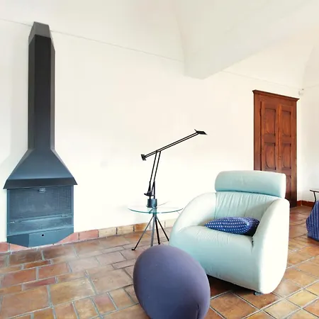 La Casa Dei Nonni, House With Private Pool, Torino * Brozolo