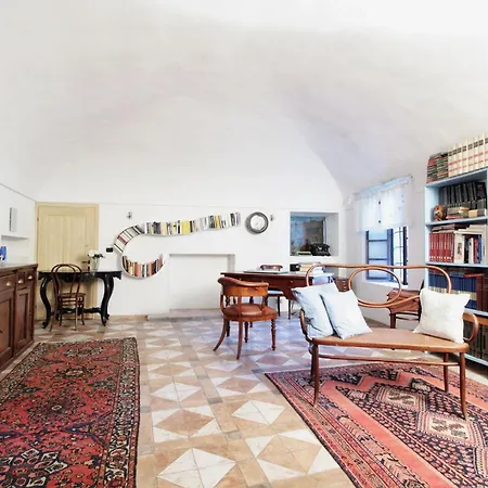 La Casa Dei Nonni, House With Private Pool, Torino Dom wakacyjny *