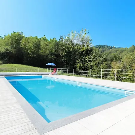 Dom wakacyjny La Casa Dei Nonni, House With Private Pool, Torino *