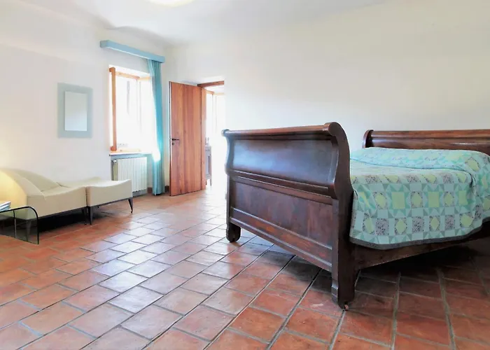 La Casa Dei Nonni, House With Private Pool, Torino