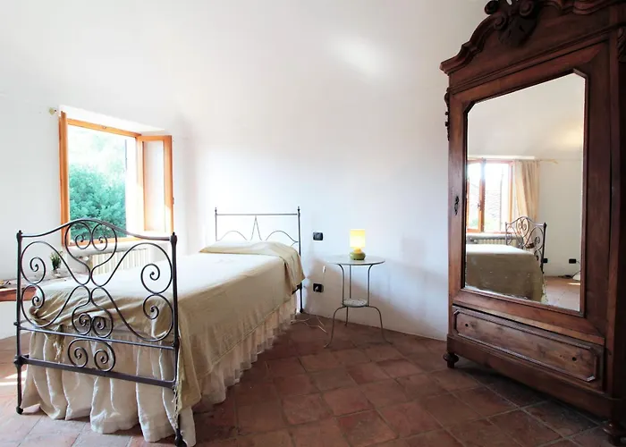 Casa de Férias La Casa Dei Nonni, House With Private Pool, Torino Brozolo