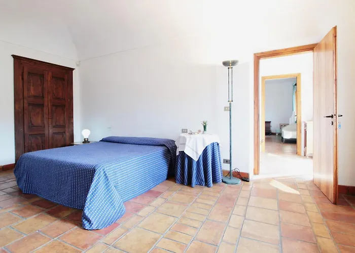 La Casa Dei Nonni, House With Private Pool, Torino *