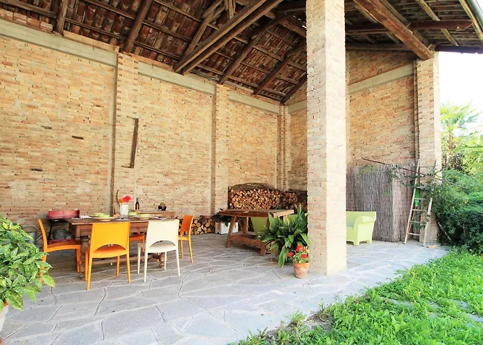 La Casa Dei Nonni, House With Private Pool, Torino * Brozolo