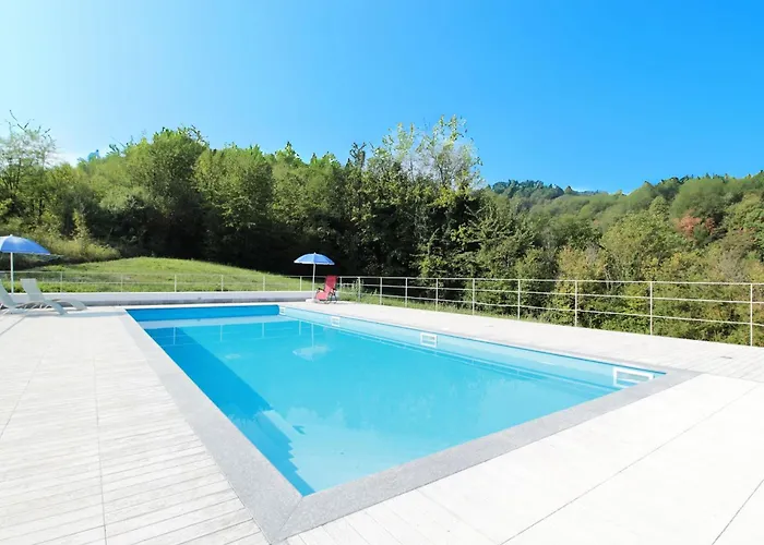 Casa de Férias La Casa Dei Nonni, House With Private Pool, Torino *