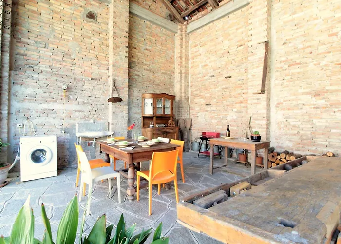 La Casa Dei Nonni, House With Private Pool, Torino * Brozolo